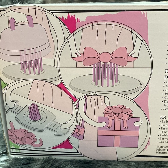 Offray Bow Genius Bow Maker Tool - Picture 9 of 16